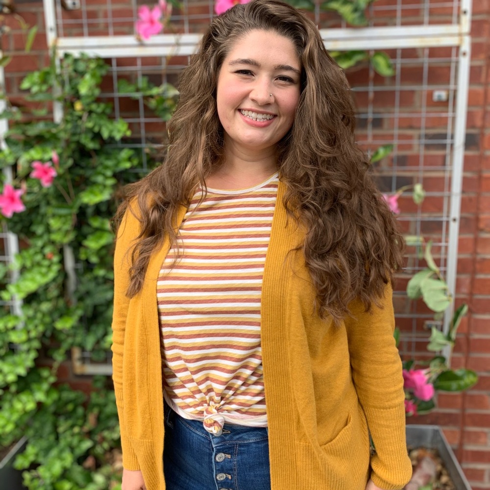 Meet your Posher, Marisa